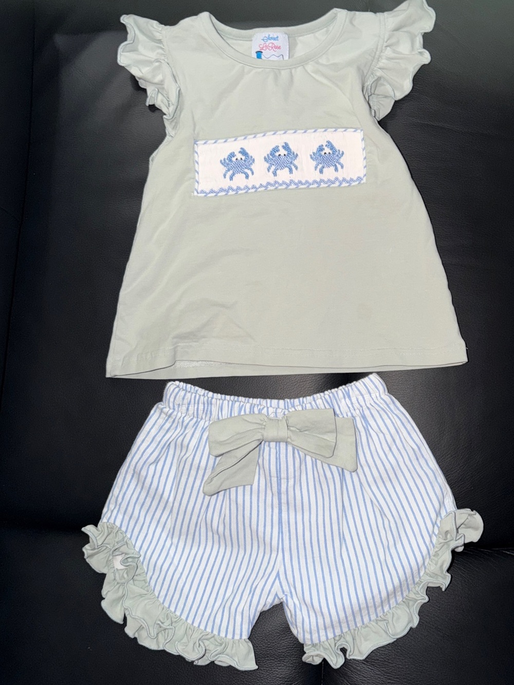Kids Ruffle Sleeve Top & Bow Shorts Set - Pale Green & Blue and Smocked Crab